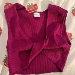 raspberry twist crop top